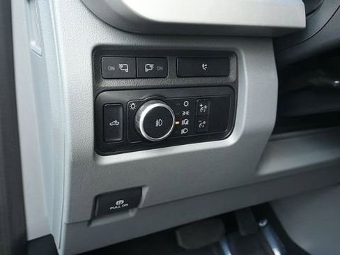 Used 2023 Ford F350 XLT w/ FX4 Off-Road Package AWD/4WD image 16