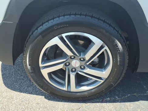 Certified 2020 GMC Terrain SLT w/ Preferred Package AWD/4WD image 9