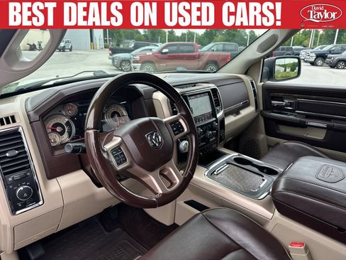 Used 2018 RAM 1500 Laramie Longhorn RWD image 12