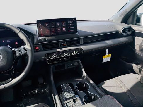 New 2026 Honda Pilot Sport image 18