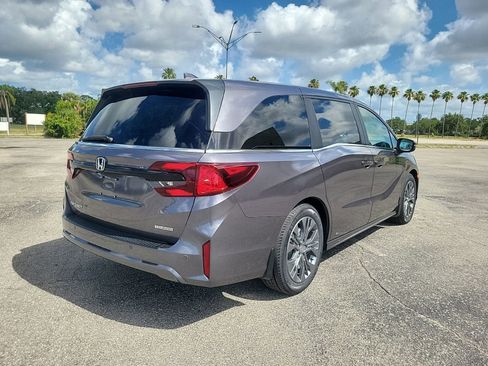Used 2025 Honda Odyssey Touring image 6