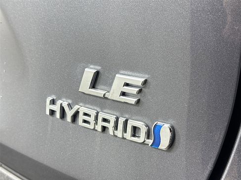 Used 2024 Toyota RAV4 LE image 14
