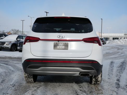 Certified 2023 Hyundai Santa Fe SE image 4