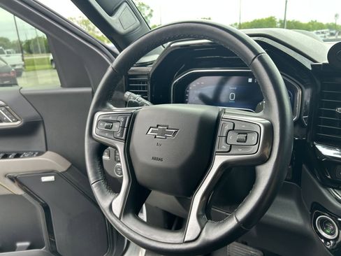 Used 2022 Chevrolet Silverado 1500 ZR2 AWD/4WD image 9