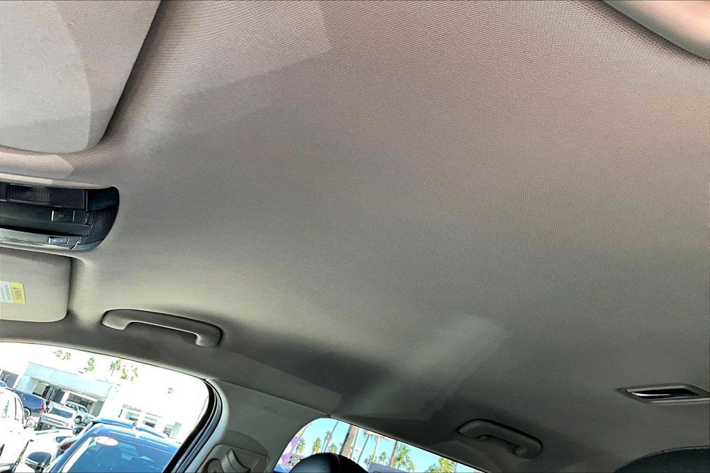 Used 2022 Kia Sorento S FWD image 14