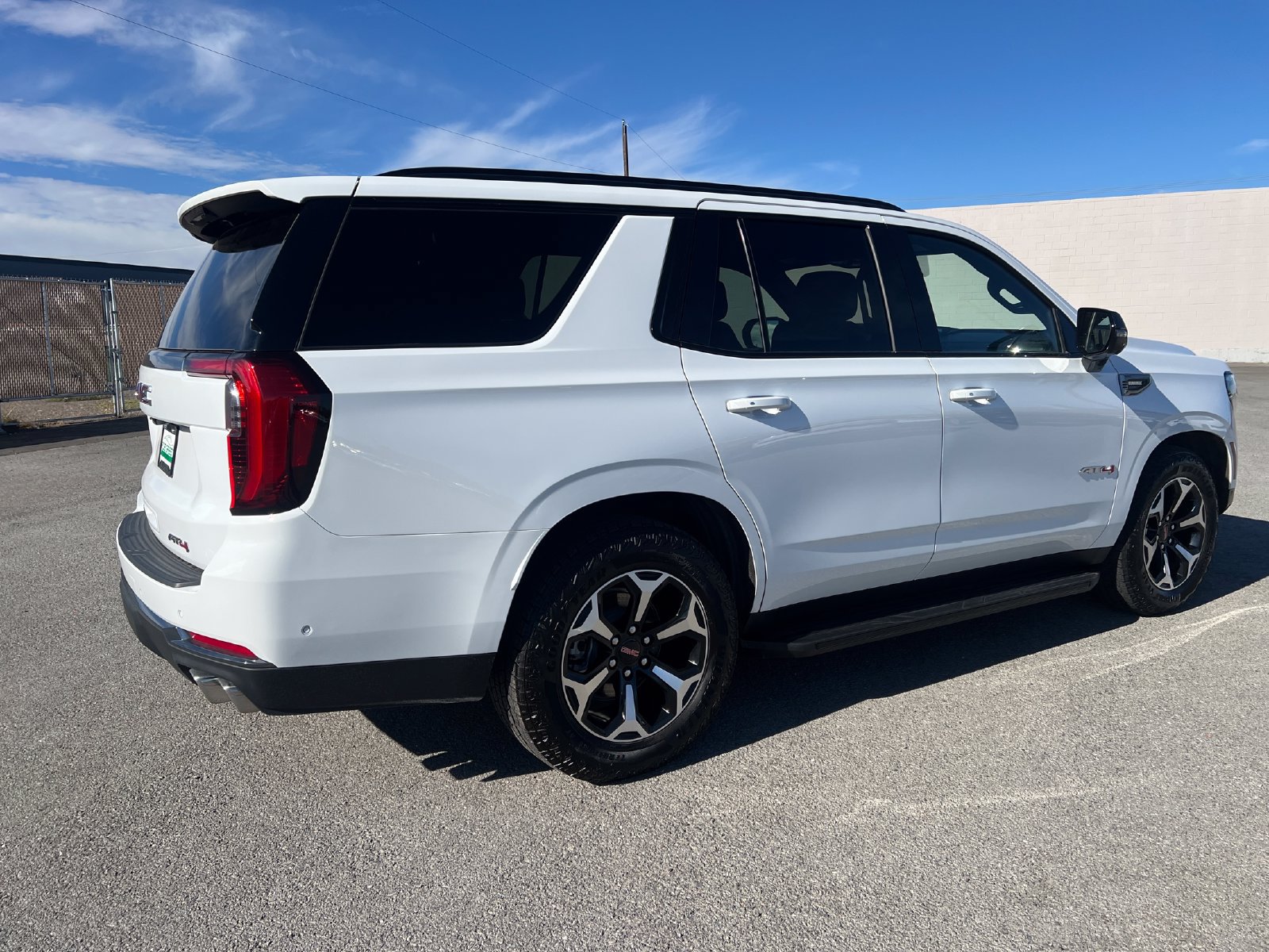 Used 2026 GMC Yukon AT4 w/ Premium Trailering Package AWD/4WD image 3