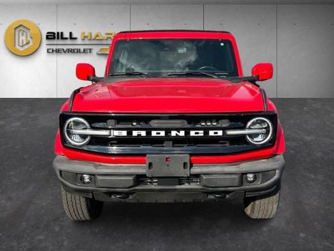 Used 2023 Ford Bronco Outer Banks AWD/4WD image 2