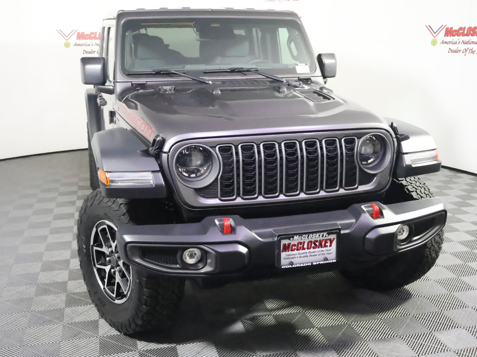 Used 2025 Jeep Wrangler Unlimited Rubicon AWD/4WD image 13