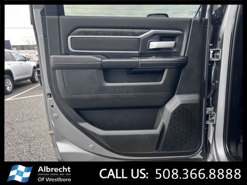 Used 2024 RAM 3500 Big Horn image 13