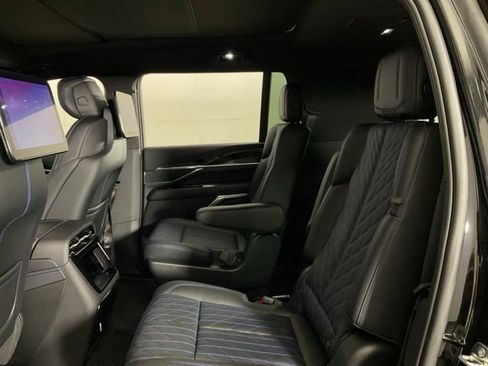 New 2026 Cadillac Escalade IQL Luxury AWD/4WD image 33