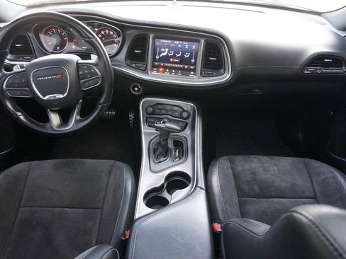 Used 2021 Dodge Challenger GT w/ Plus Package image 27