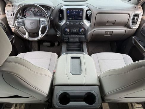 Used 2019 Chevrolet Silverado 1500 LT Trail Boss AWD/4WD image 11