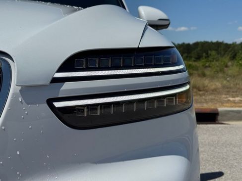 New 2026 Genesis GV70 2.5T Advanced AWD/4WD image 10