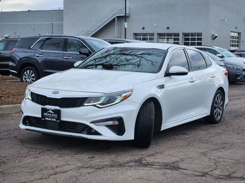 Used 2019 Kia Optima EX image 4
