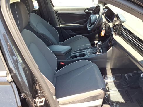 Used 2025 Volkswagen Jetta Sport FWD image 10