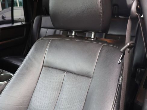 Used 2012 Ford Expedition Limited image 25