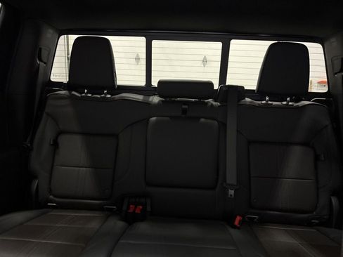 New 2026 Chevrolet Silverado 1500 High Country AWD/4WD image 33