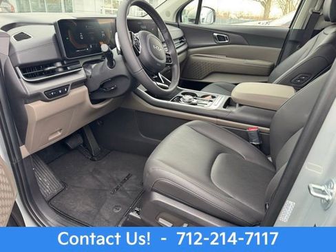 New 2026 Kia Carnival EX image 23