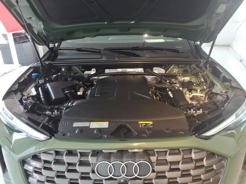 Used 2025 Audi Q5 Premium w/ Premium Plus AWD/4WD image 28