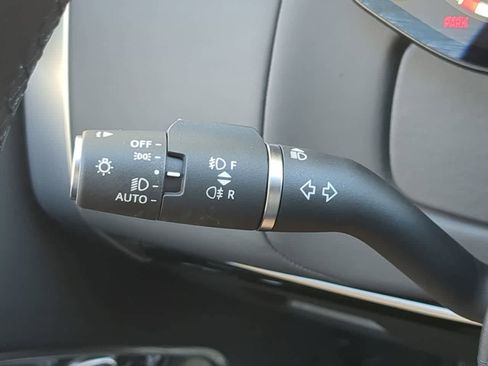 New 2025 Land Rover Range Rover Long Wheelbase Autobiography image 28