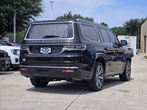 Used 2022 Jeep Grand Wagoneer Series III w/ Rear Seat Video Group 1 AWD/4WD image 8