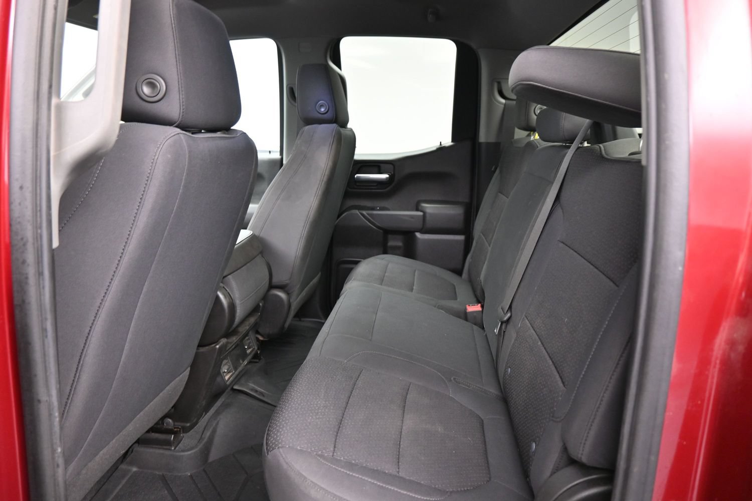 Used 2020 Chevrolet Silverado 1500 Custom w/ Custom Value Package AWD/4WD image 17