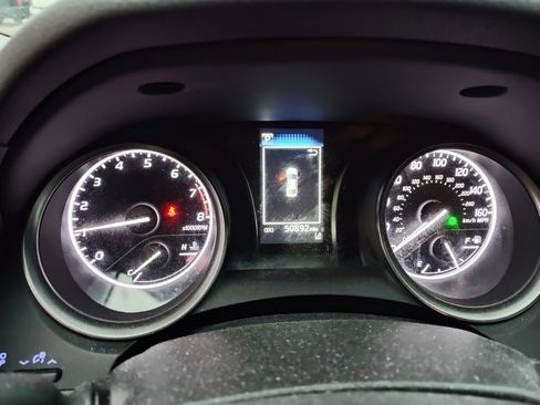 Used 2023 Toyota Camry SE image 8