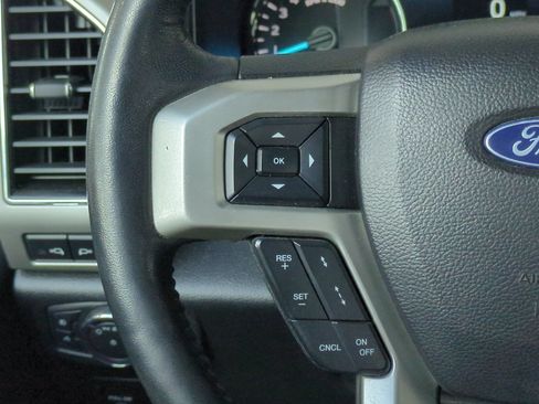 Used 2020 Ford F150 Lariat w/ Equipment Group 502A Luxury AWD/4WD image 35