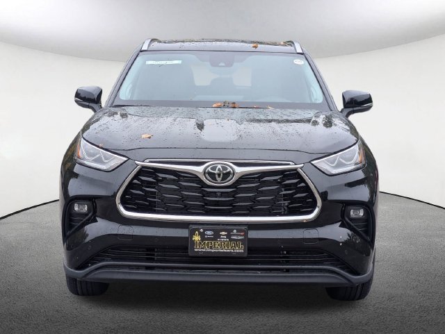 New 2026 Toyota Highlander Limited AWD/4WD image 10