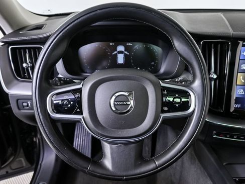 Used 2019 Volvo XC60 T5 Inscription w/ Protection Package Premier image 10