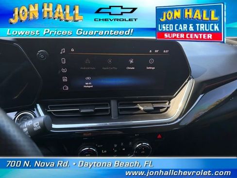 Used 2025 Chevrolet Trax RS w/ Sunroof Package image 22