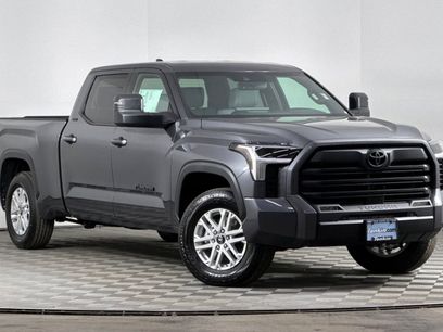 New 2025 Toyota Tundra SR5
