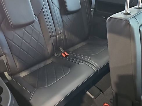 New 2026 Volkswagen Atlas SEL Premium R-Line image 19