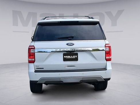 Used 2020 Ford Expedition XLT w/ Equipment Group 202A AWD/4WD image 4