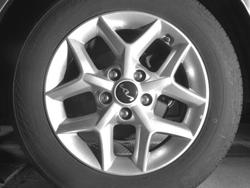 Used 2025 Kia Soul LX w/ LX Technology Package image 19