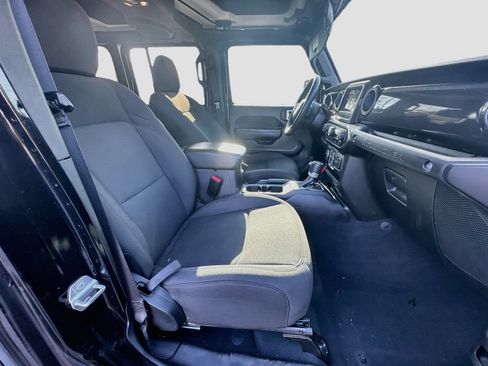 Certified 2022 Jeep Wrangler Unlimited Sport AWD/4WD image 30