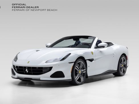 Certified 2023 Ferrari Portofino M RWD image 1