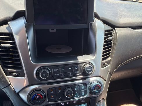 Used 2018 Chevrolet Tahoe LT AWD/4WD image 19