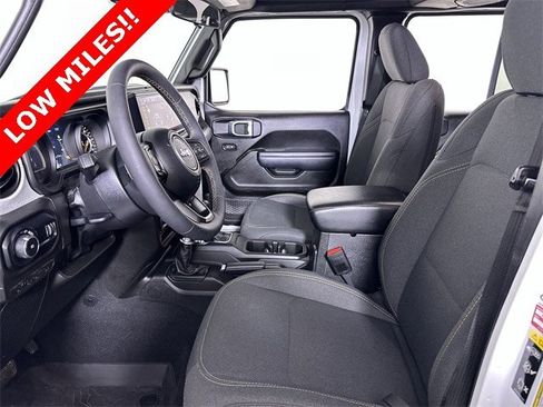 Used 2024 Jeep Wrangler Sport S image 20
