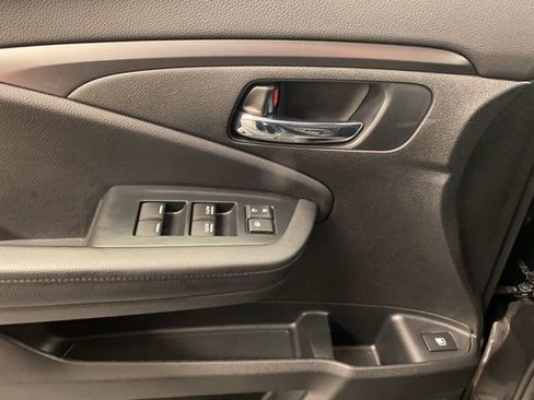 Used 2022 Honda Pilot Sport image 18