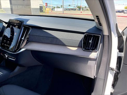 New 2026 Volvo XC90 B6 Core AWD/4WD image 29