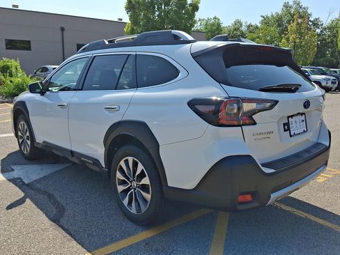 Used 2024 Subaru Outback Touring XT AWD/4WD image 4