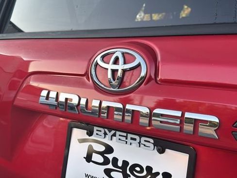 Used 2024 Toyota 4Runner SR5 image 34