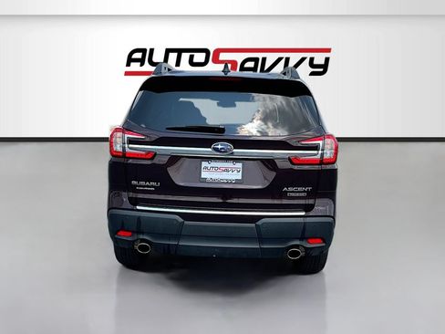 Used 2025 Subaru Ascent Touring AWD/4WD image 6