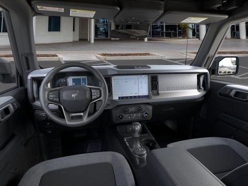 New 2025 Ford Bronco 4-Door AWD/4WD image 9