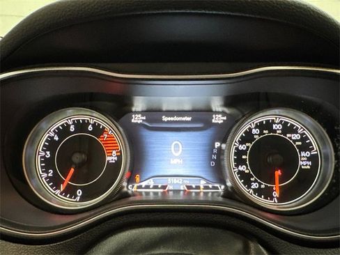 Used 2019 Jeep Cherokee Limited w/ Trailer Tow Group image 13