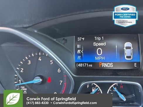 Used 2018 Ford Focus SE w/ SE Appearance Package image 13