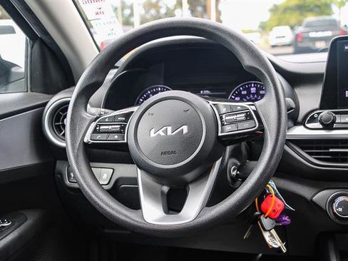 Used 2024 Kia Forte LXS w/ LXS Technology Package image 16