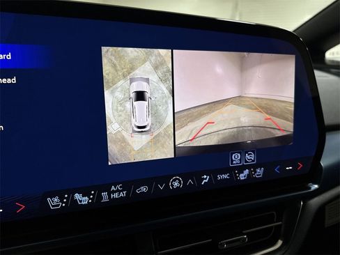 New 2026 Chevrolet Equinox EV LT w/ Convenience Package II image 15