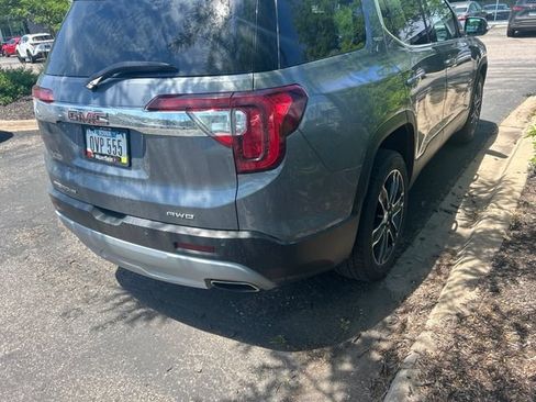 Used 2021 GMC Acadia SLT w/ Technology Package AWD/4WD image 24
